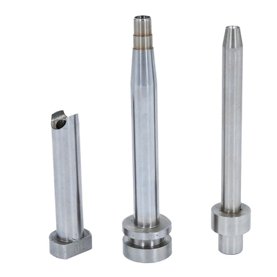 Nitridedkern Pin Injection Molding, de Aangepaste Speciale van de het Tussenvoegseluitwerper van de Kernholte Speld SKD61