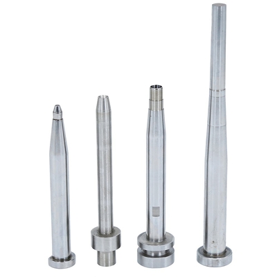Nitridedkern Pin Injection Molding, de Aangepaste Speciale van de het Tussenvoegseluitwerper van de Kernholte Speld SKD61