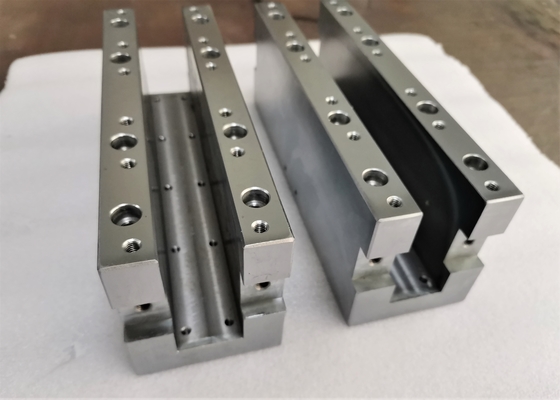 Precisie CNC die Machinaal bewerkend de Delen van de het Aluminiummachine van het Roestvrij staalmedische apparaat draaien