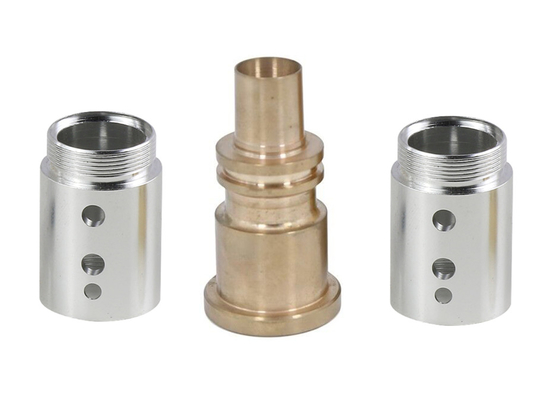 Het parel Vernietigde CNC het Draaien Titanium CNC die van de Delenthermische behandeling Delen machinaal bewerken